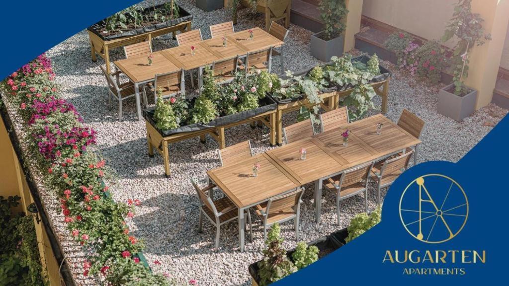 Augarten Apartments Wina Bagian luar foto