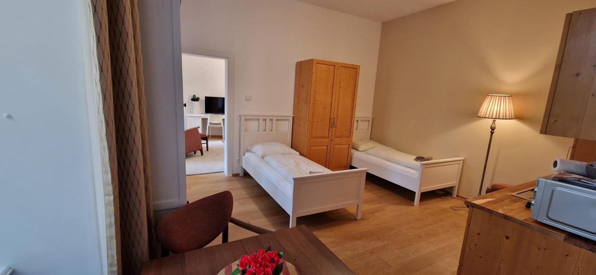 Augarten Apartments Wina Bagian luar foto