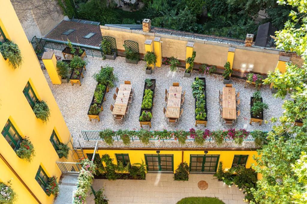 Augarten Apartments Wina Bagian luar foto
