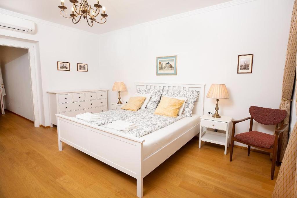 Augarten Apartments Wina Bagian luar foto